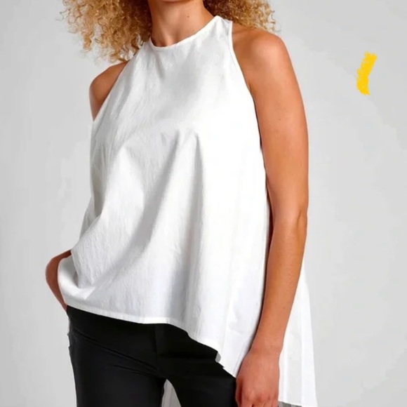 Tops - Athleta Top Sojourn Tank White Sleeveless Pleated Back Swing Top